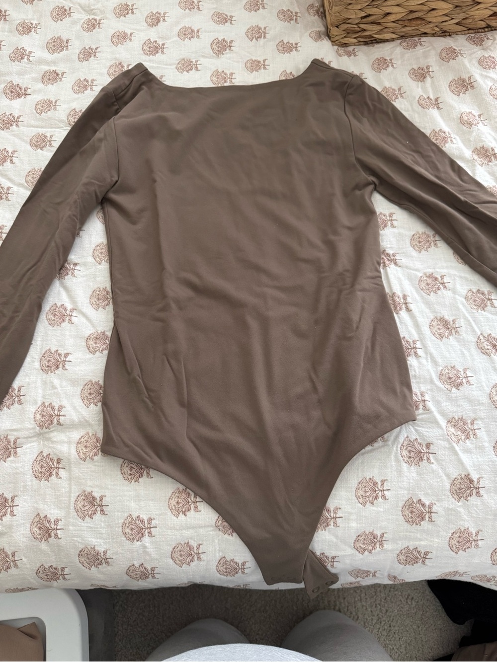 Nuuds Women’s Long-Sleeve bodysuit in light Brown size Medium